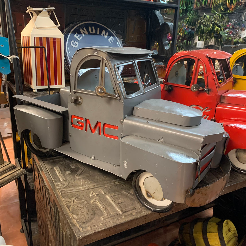 24" GMC GREY PICKUP TRUCK METAL ART FIGURINE OUTDOOR & INDOOR GARDEN WESTERN HOME DECOR HANDMADE NEW: 24"L X 12"W X 12" H