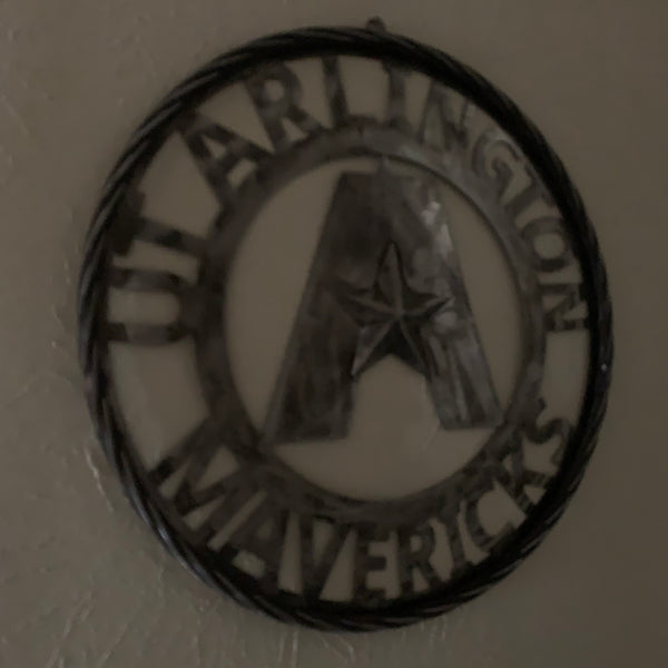 UTA ARLINGTON CUSTOM RAW METAL VINTAGE CRAFT TEAM SIGN WETSERN HOME DECOR HANDMADE