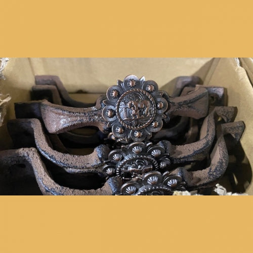 #SI_G072L PRAYING COWBOY COPPER HANDLE CAST IRON METAL CABINET DRAWER PULL DOOR PULL GATE KITCHEN ART WESTERN HOME DECOR HANDMADE NEW