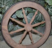 #EH10421 TEA CART WHEEL WAGON WHEEL WESTERN HOME DECOR HANDMADE WOOD ART NEW