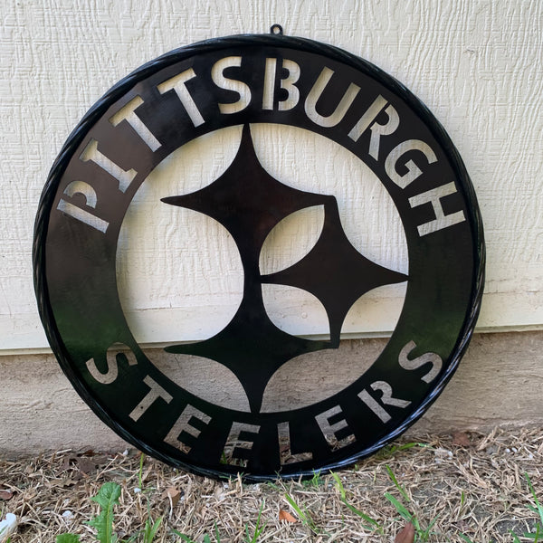 PITTSBURGH BLACK METAL DISC CUSTOM VINTAGE CRAFT TEAM SPORTS SIGN HANDMADE