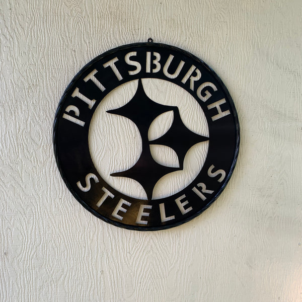 PITTSBURGH BLACK METAL DISC CUSTOM VINTAGE CRAFT TEAM SPORTS SIGN HANDMADE