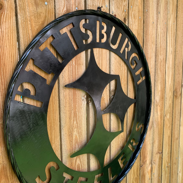 PITTSBURGH BLACK METAL DISC CUSTOM VINTAGE CRAFT TEAM SPORTS SIGN HANDMADE