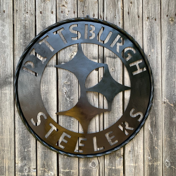 PITTSBURGH BLACK METAL DISC CUSTOM VINTAGE CRAFT TEAM SPORTS SIGN HANDMADE