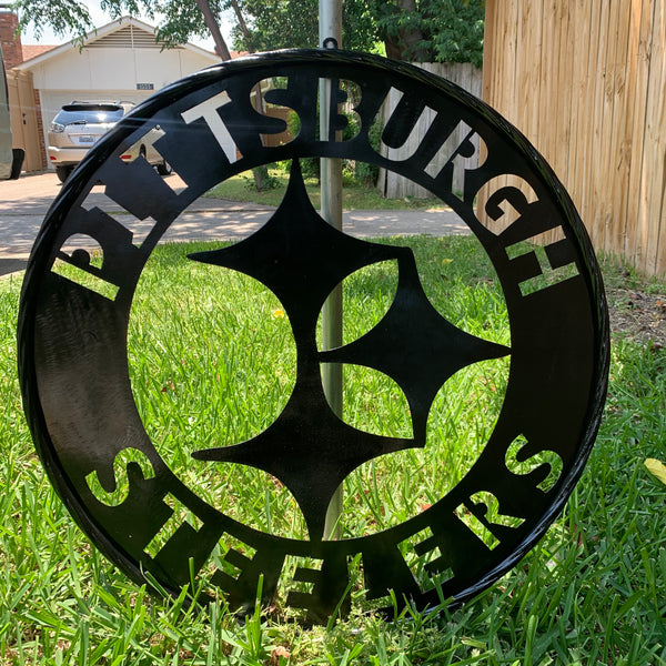 PITTSBURGH BLACK METAL DISC CUSTOM VINTAGE CRAFT TEAM SPORTS SIGN HANDMADE