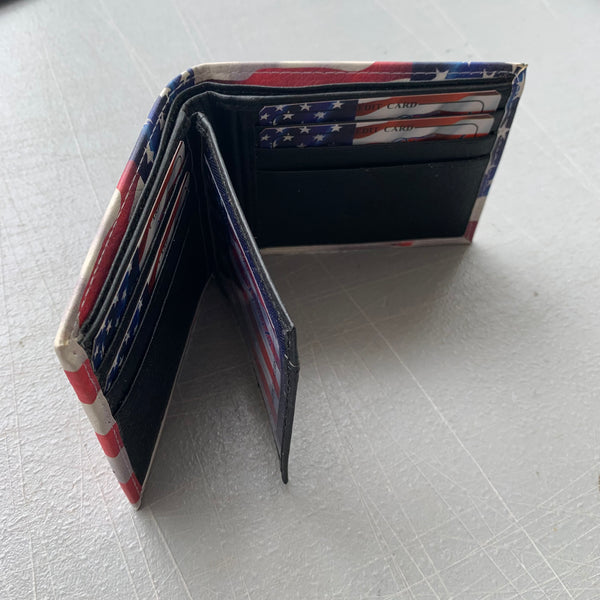 4.25" x 3.75" USA FLAG AMERICANA WALLET LEATHER BIFOLD WALLET NEW-- FREE SHIPPING
