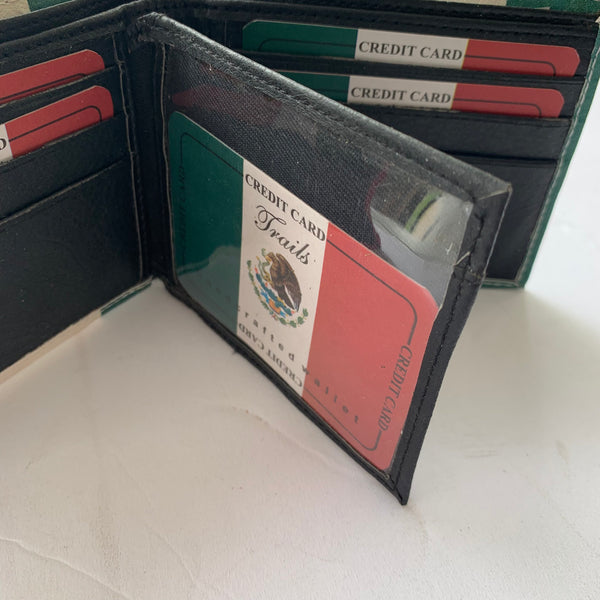 4.25" x 3.75" MEXICO FLAG WALLET LEATHER BIFOLD WALLET NEW-- FREE SHIPPING