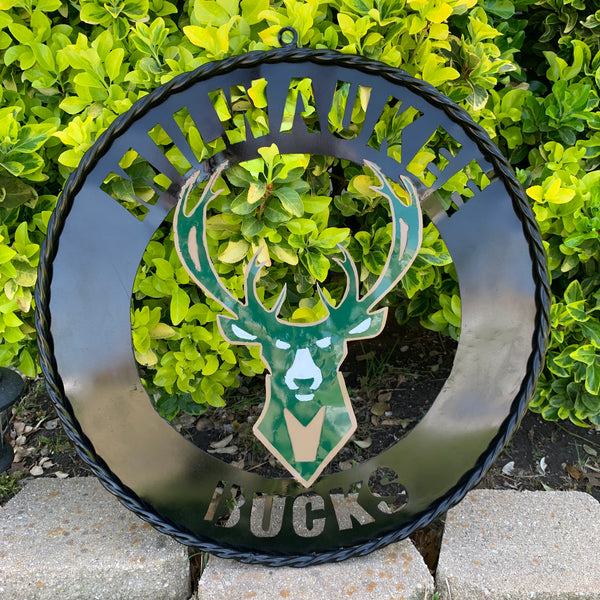 24" MILWAUKEE BUCKS WIDE BAND DISC STYLE METAL CUSTOM VINTAGE CRAFT TEAM SPORTS SIGN HANDMADE