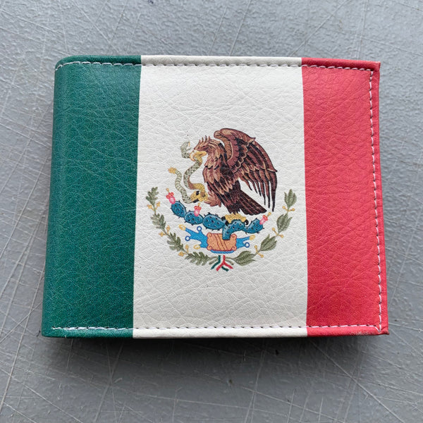 4.25" x 3.75" MEXICO FLAG WALLET LEATHER BIFOLD WALLET NEW-- FREE SHIPPING