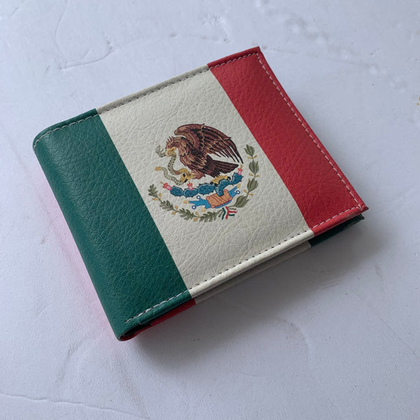 4.25" x 3.75" MEXICO FLAG WALLET LEATHER BIFOLD WALLET NEW-- FREE SHIPPING