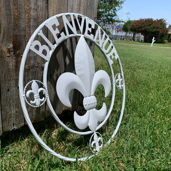 24", 32" GLOSS WHITE FLEUR DE LIS BIENVENUE METAL WALL ART WESTERN HOME DECOR