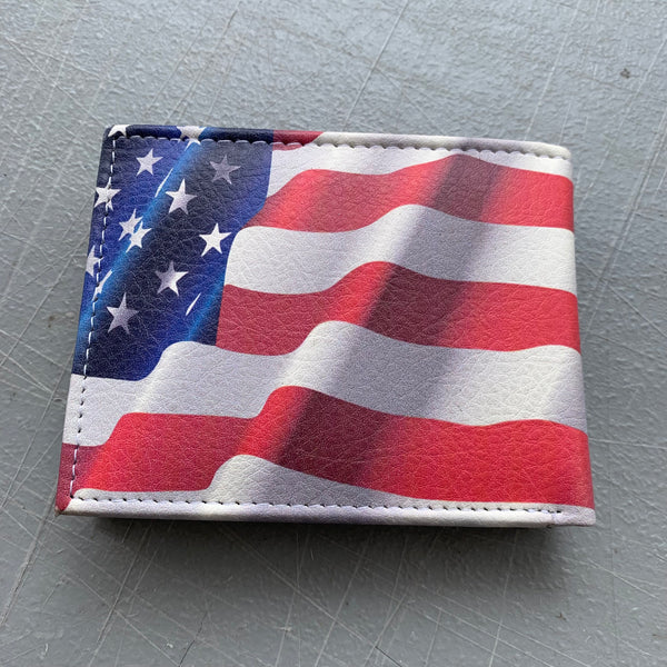4.25" x 3.75" USA FLAG AMERICANA WALLET LEATHER BIFOLD WALLET NEW-- FREE SHIPPING