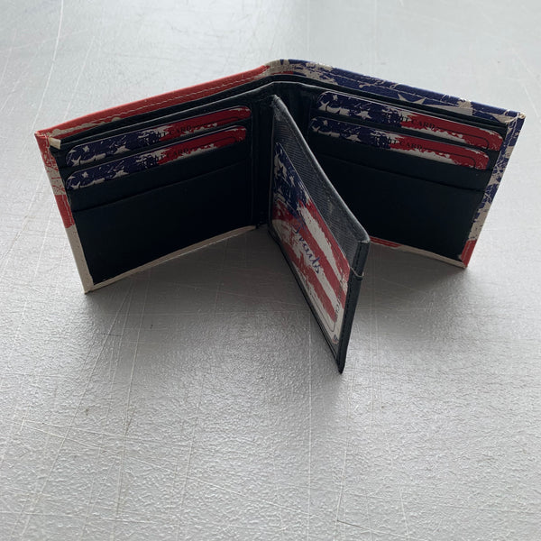 4.25" x 3.75" USA FLAG RED WHITE BLUE WALLET LEATHER BIFOLD WALLET NEW-- FREE SHIPPING