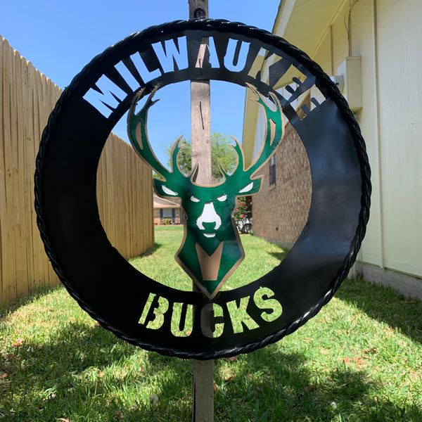 24" MILWAUKEE BUCKS WIDE BAND DISC STYLE METAL CUSTOM VINTAGE CRAFT TEAM SPORTS SIGN HANDMADE