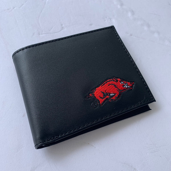 4.25" x 3.75" ARKANSAS RAZORBACKS CUSTOM LEATHER WALLET BIFOLD STYLE NEW-- FREE SHIPPING
