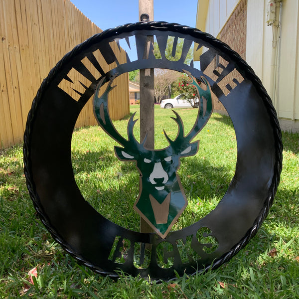 24" MILWAUKEE BUCKS WIDE BAND DISC STYLE METAL CUSTOM VINTAGE CRAFT TEAM SPORTS SIGN HANDMADE