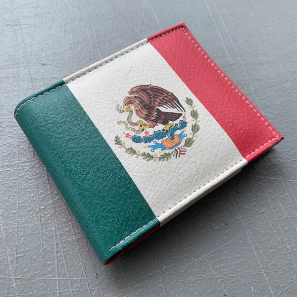 4.25" x 3.75" MEXICO FLAG WALLET LEATHER BIFOLD WALLET NEW-- FREE SHIPPING