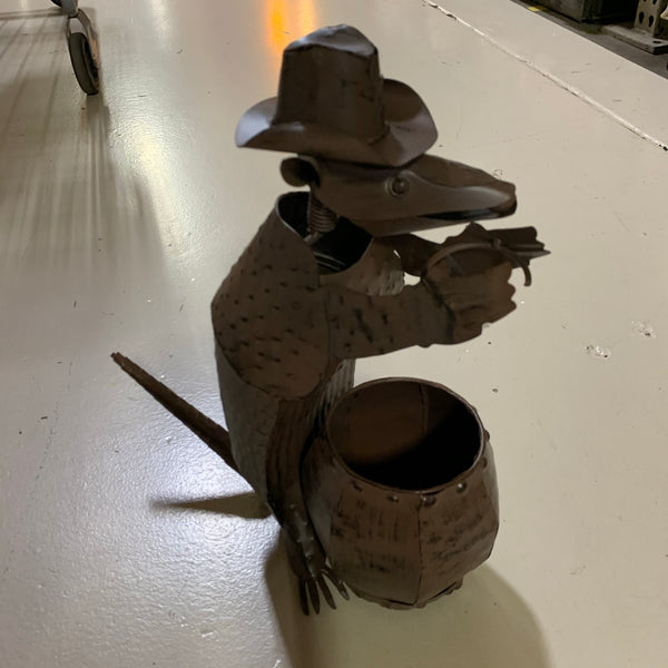 18" ARMADILLO GARDEN ANIMAL SCULPTURE METAL DECOR ORNAMENT OUTDOOR OR INDOOR TEXAS YARD ART