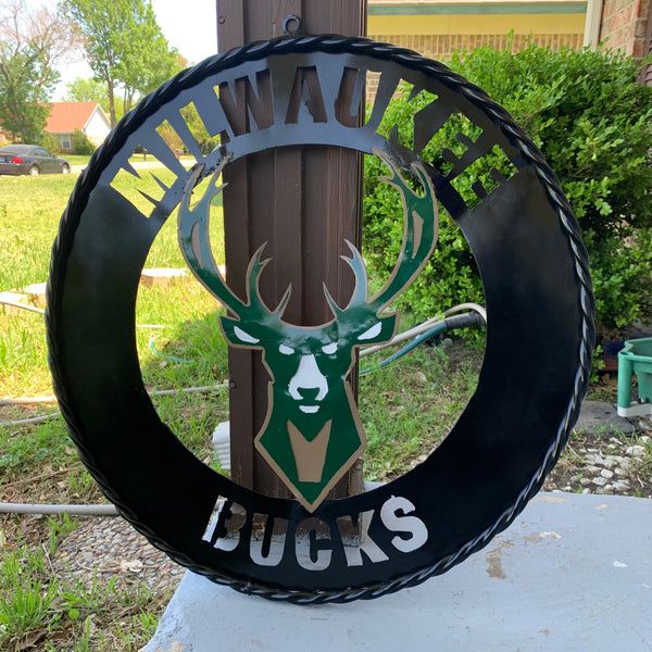 24" MILWAUKEE BUCKS WIDE BAND DISC STYLE METAL CUSTOM VINTAGE CRAFT TEAM SPORTS SIGN HANDMADE