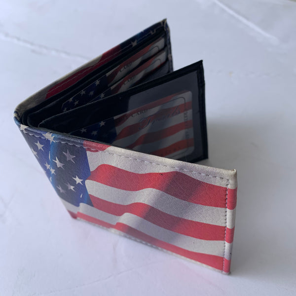 4.25" x 3.75" USA FLAG AMERICANA WALLET LEATHER BIFOLD WALLET NEW-- FREE SHIPPING