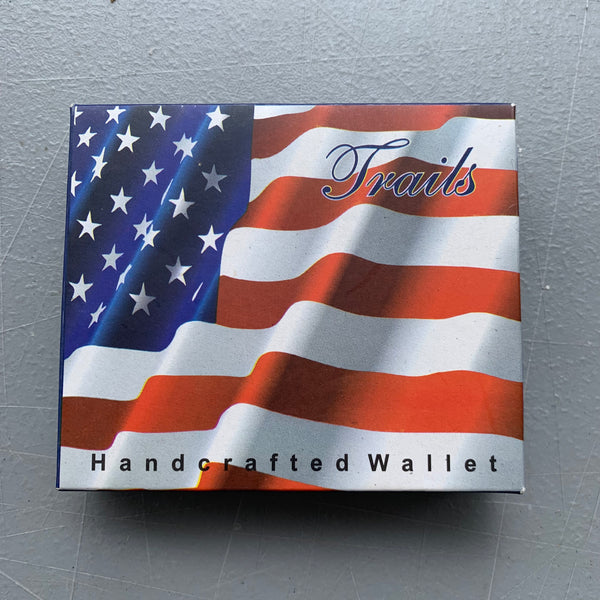 4.25" x 3.75" USA FLAG AMERICANA WALLET LEATHER BIFOLD WALLET NEW-- FREE SHIPPING